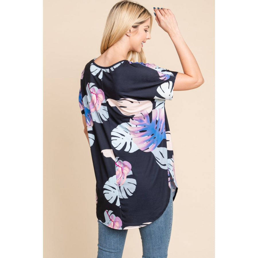 BOMBOM Printed Round Neck Short Sleeve T - Shirt Black / S Apparel and Accessories
