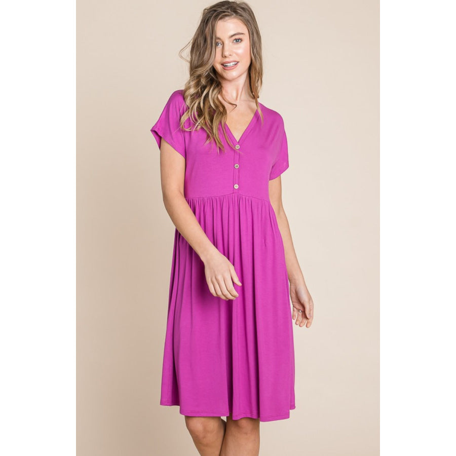 BOMBOM V-Neck Short Sleeve Dress Apparel and Accessories