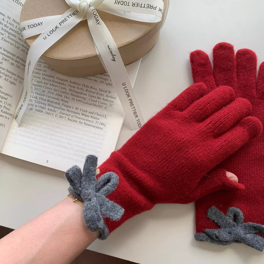 Bow-Decorated Knit Gloves Apparel and Accessories