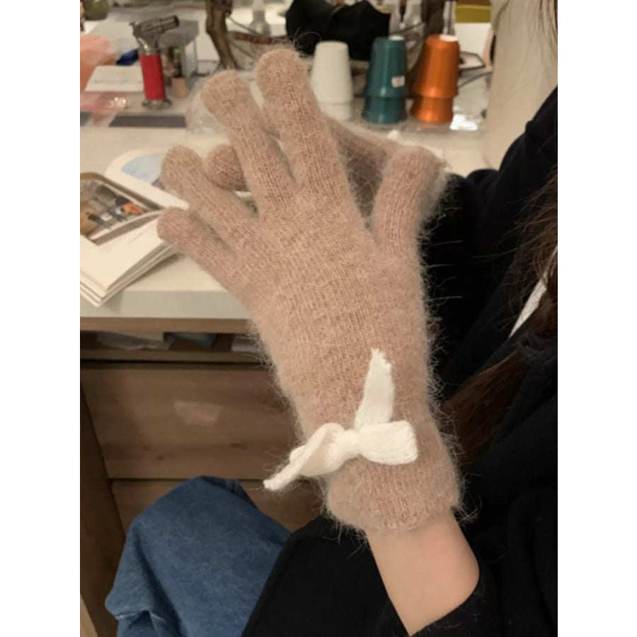 Bow Lightweight Gloves Khaki / One Size Apparel and Accessories