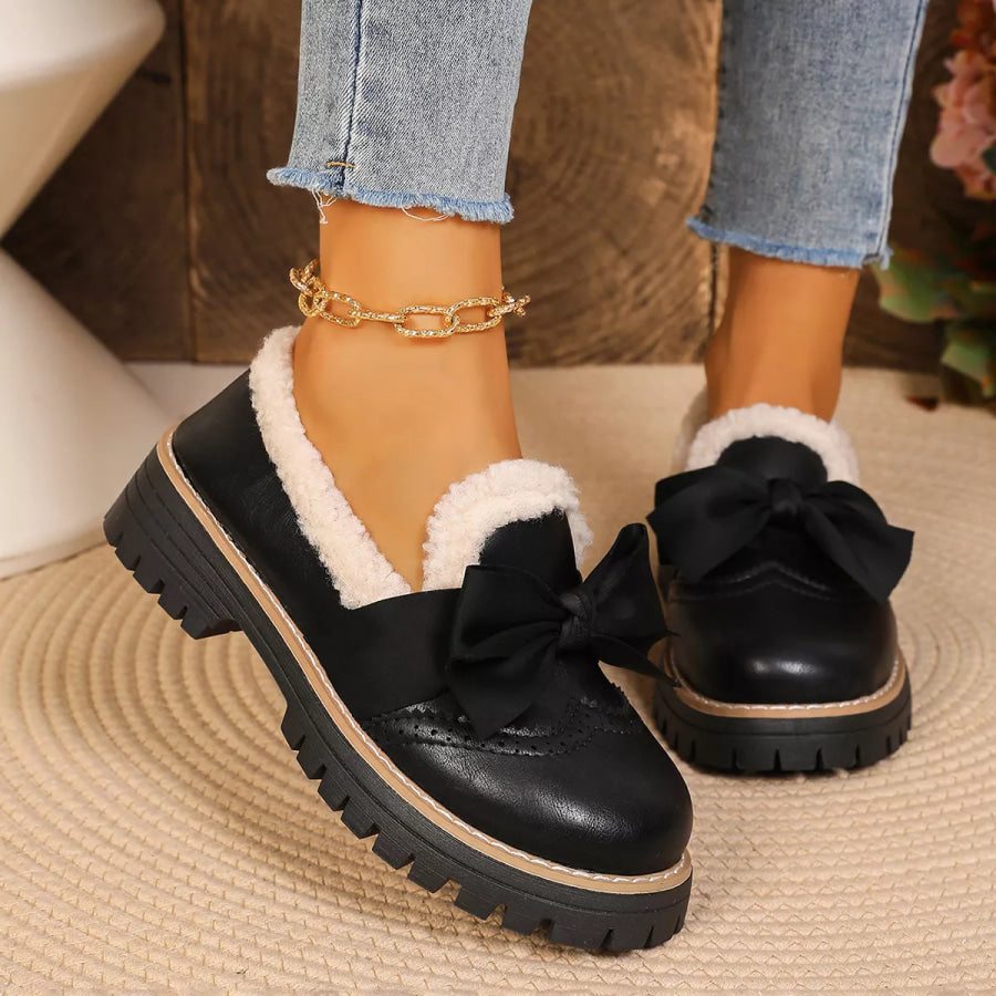 Bow Round Toe Loafers Black / 36 Apparel and Accessories