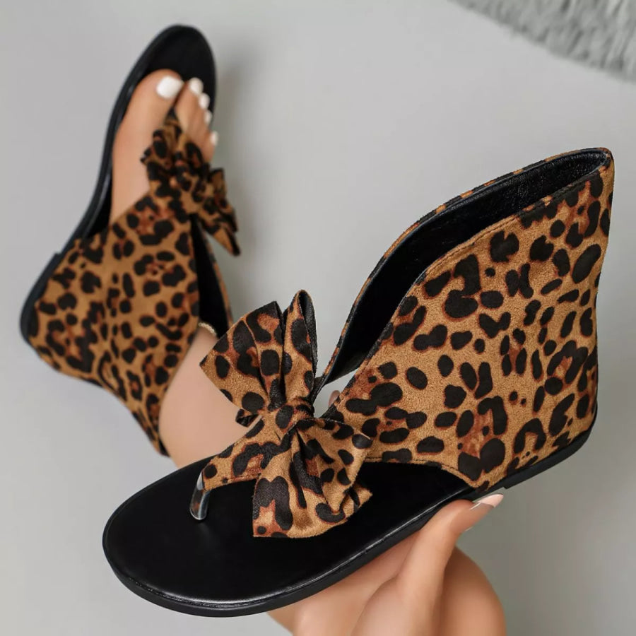 Bow Toe Post Flats Sandals Apparel and Accessories