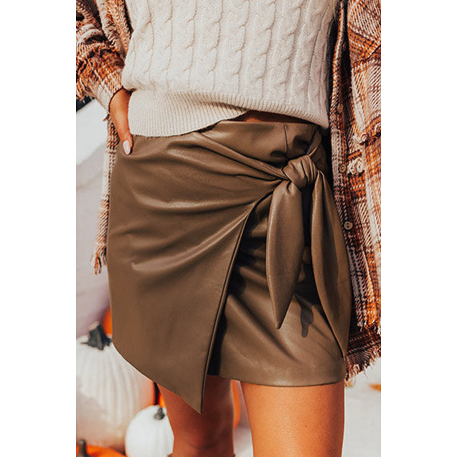 Bowknot Elastic Waist Mini Skirt Apparel and Accessories