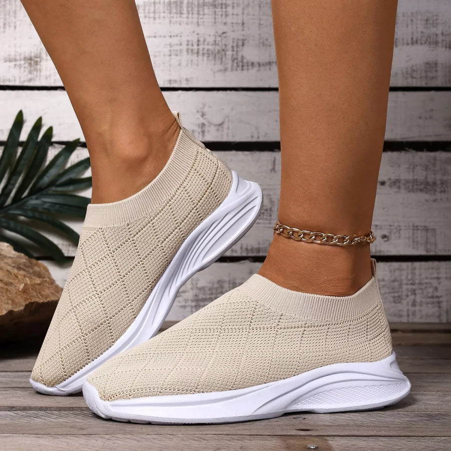 Breathable Mesh Round Toe Shoes Apparel and Accessories