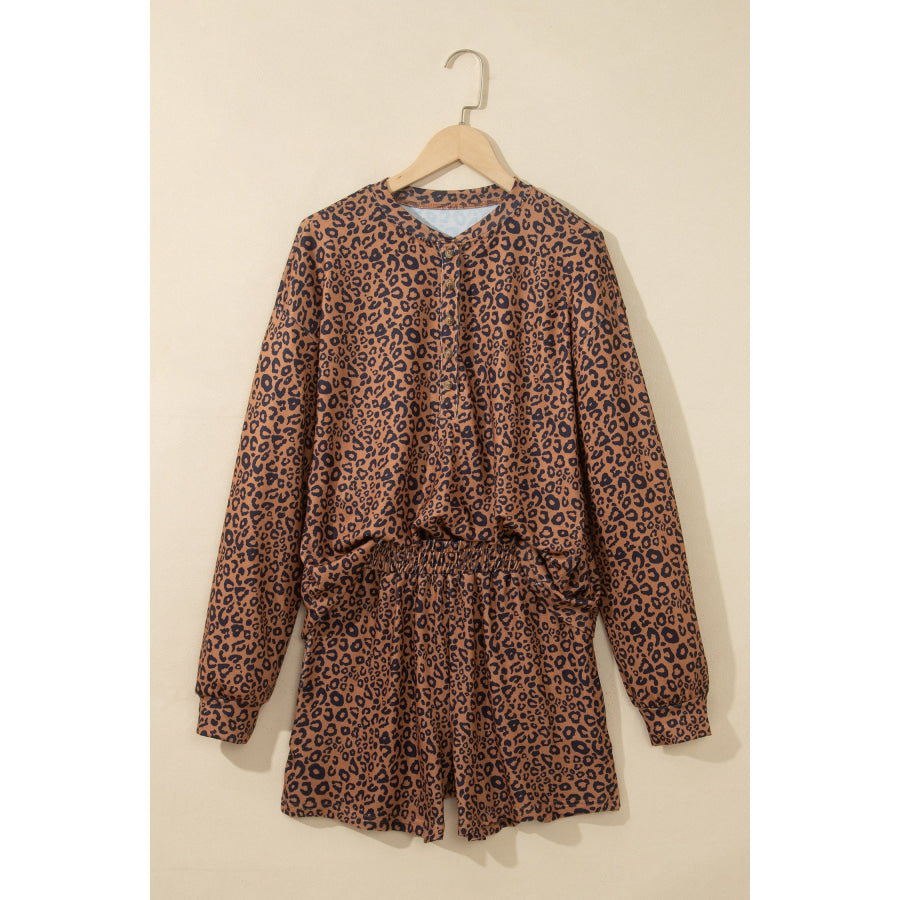 Brown Leopard Print Long Sleeve Henley Top Elastic Waist Shorts 2pcs Outfit Two Piece Sets/Short Sets