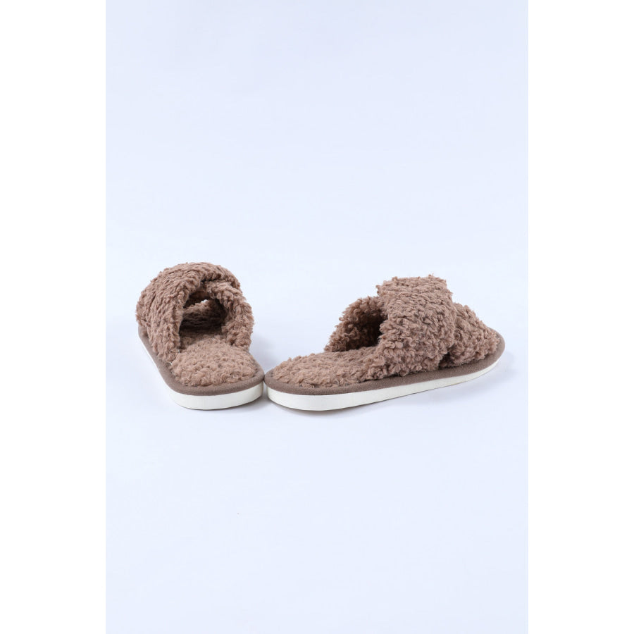 Brown Teddy Fur Cross Straps Home Slippers Shoes &amp; Bags/Slippers