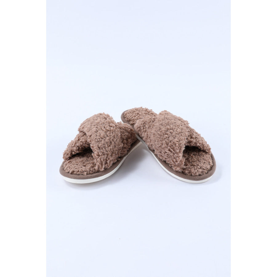 Brown Teddy Fur Cross Straps Home Slippers Shoes &amp; Bags/Slippers