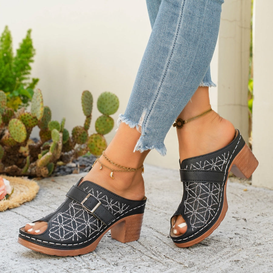 Buckle Decor Block Heel Sandals Apparel and Accessories