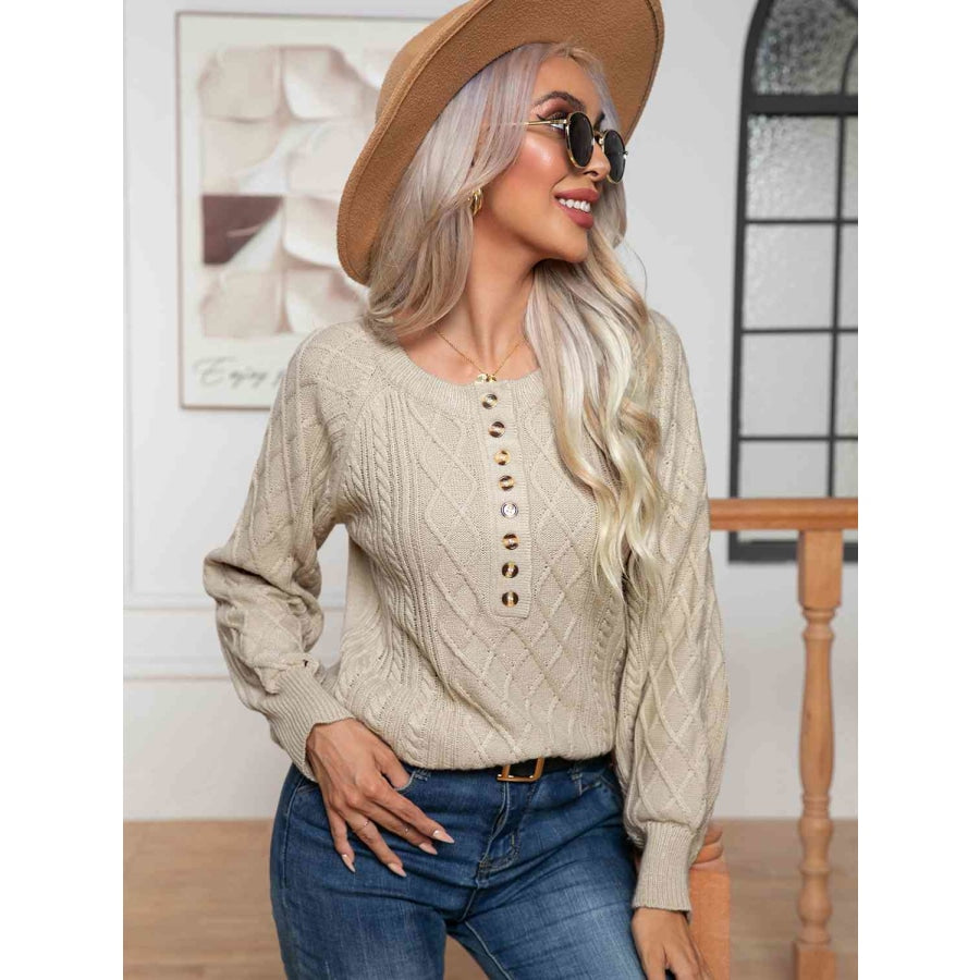 Cable-Knit Round Neck Buttoned Sweater