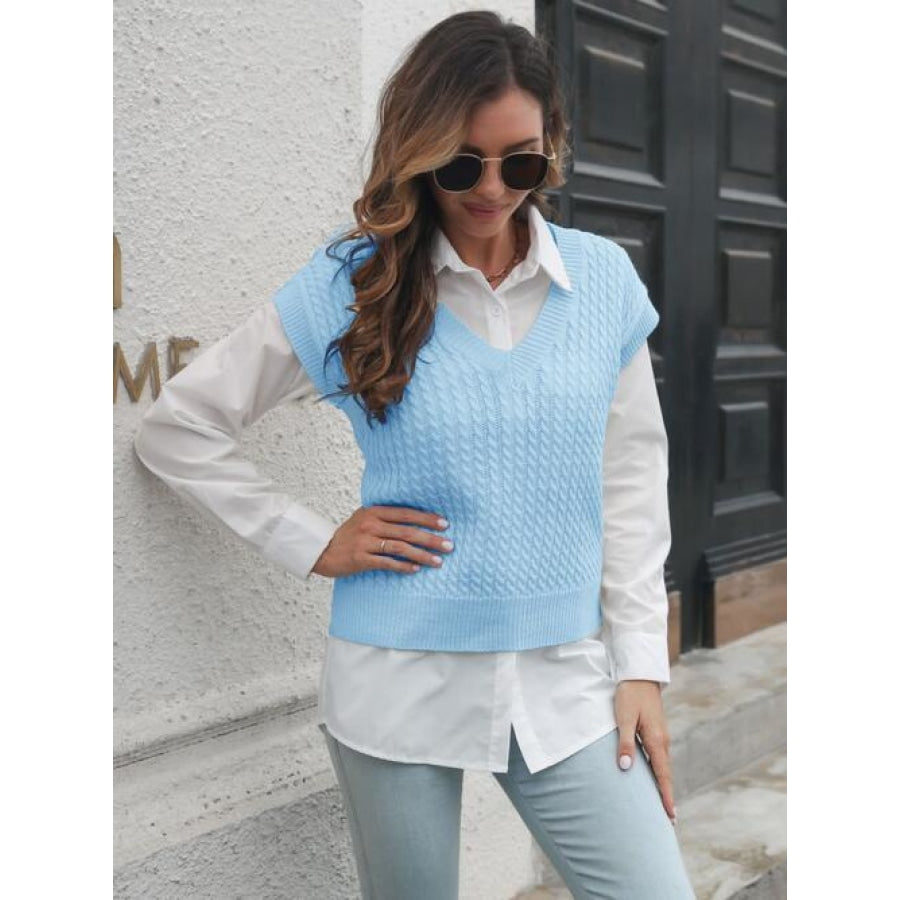 Cable-knit V-Neck Sweater Vest Pastel Blue / S