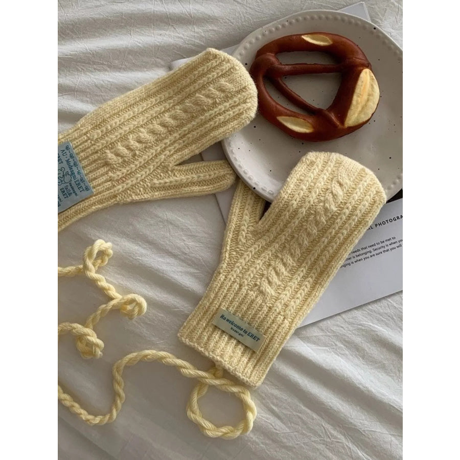 Cable Knit Warm Mittens Gloves Apparel and Accessories