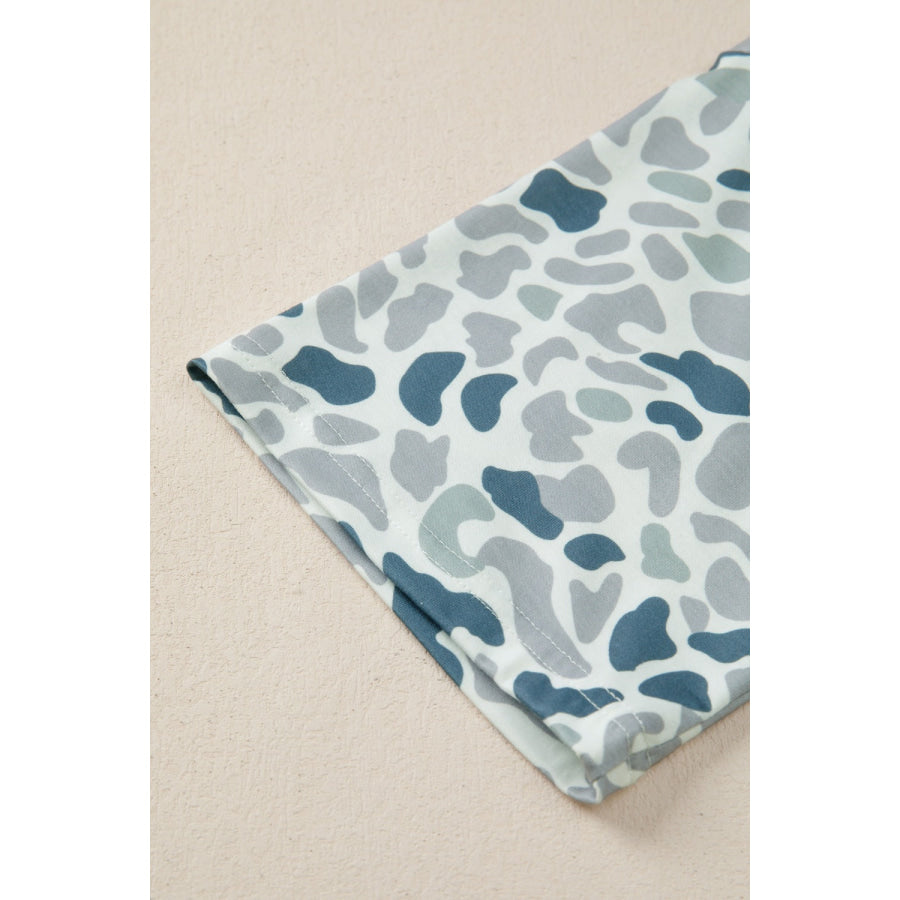 Camo Print V-Neck Pocket T-Shirt Apparel and Accessories