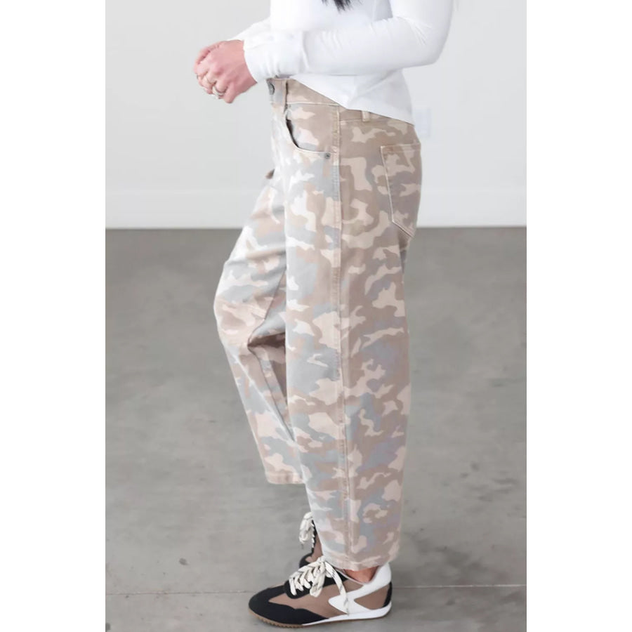 Camouflage Print Pocket Ankle-Length Barrel Jeans Apparel and Accessories