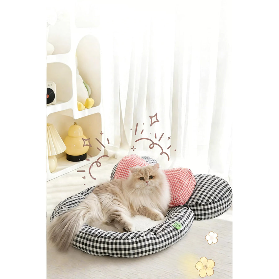 Cartoon Plaid Design Pet Mat with Bow Plaid / One Size Apparel and Accessories