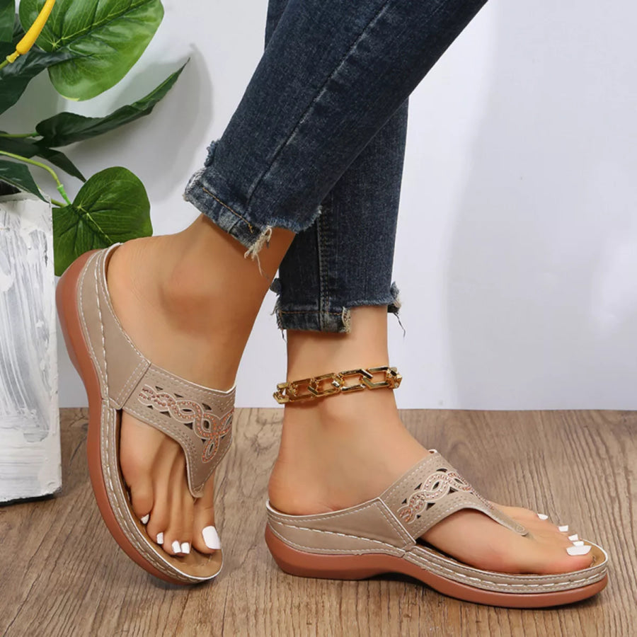 Casual Hollow-Out Thong Sandals Apparel and Accessories