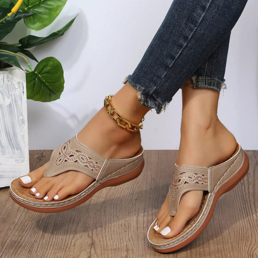 Casual Hollow-Out Thong Sandals Apparel and Accessories