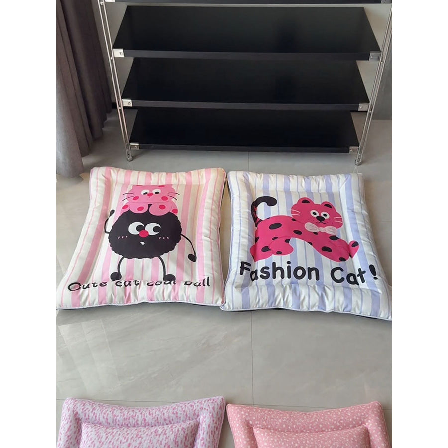 Cat Striped Pet Mat & Bed Apparel and Accessories