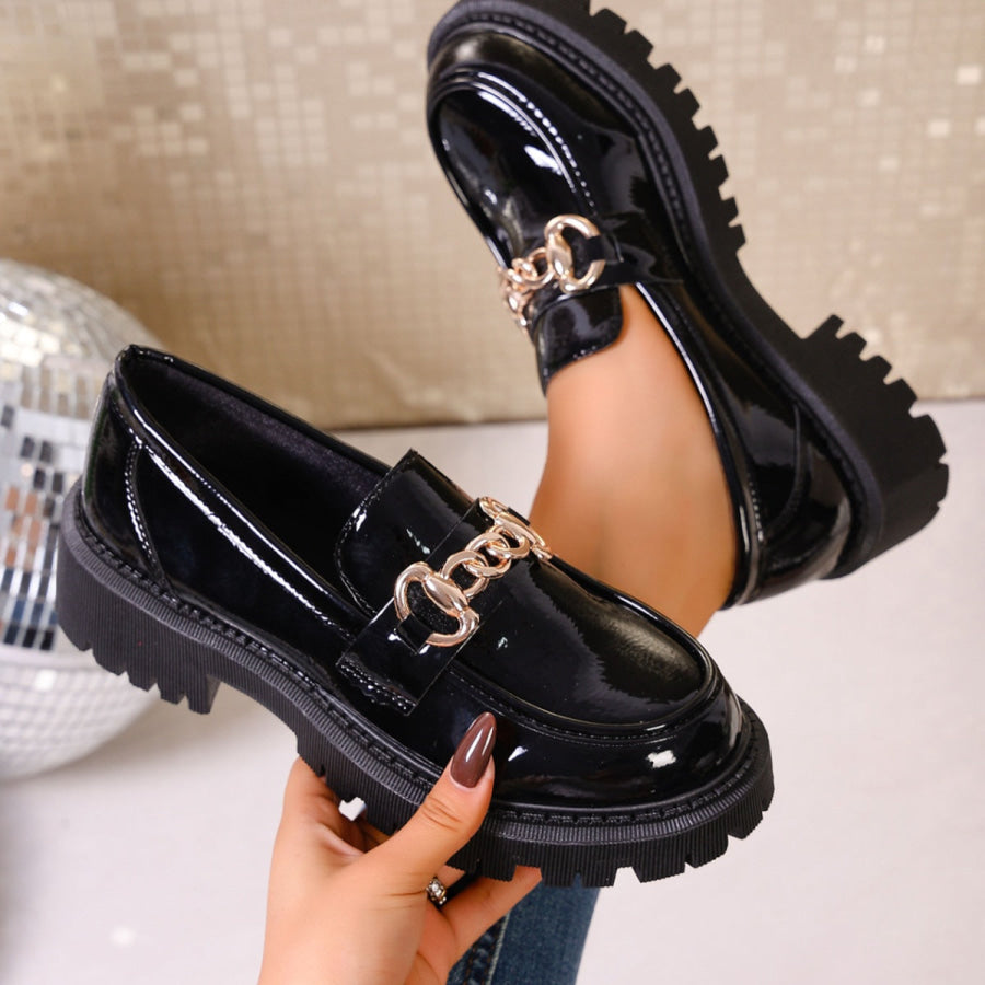 Chain Decor Round Toe Loafers Apparel and Accessories