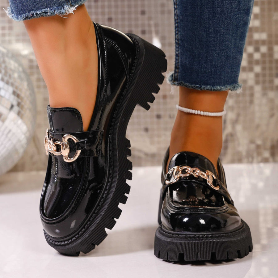 Chain Decor Round Toe Loafers Apparel and Accessories
