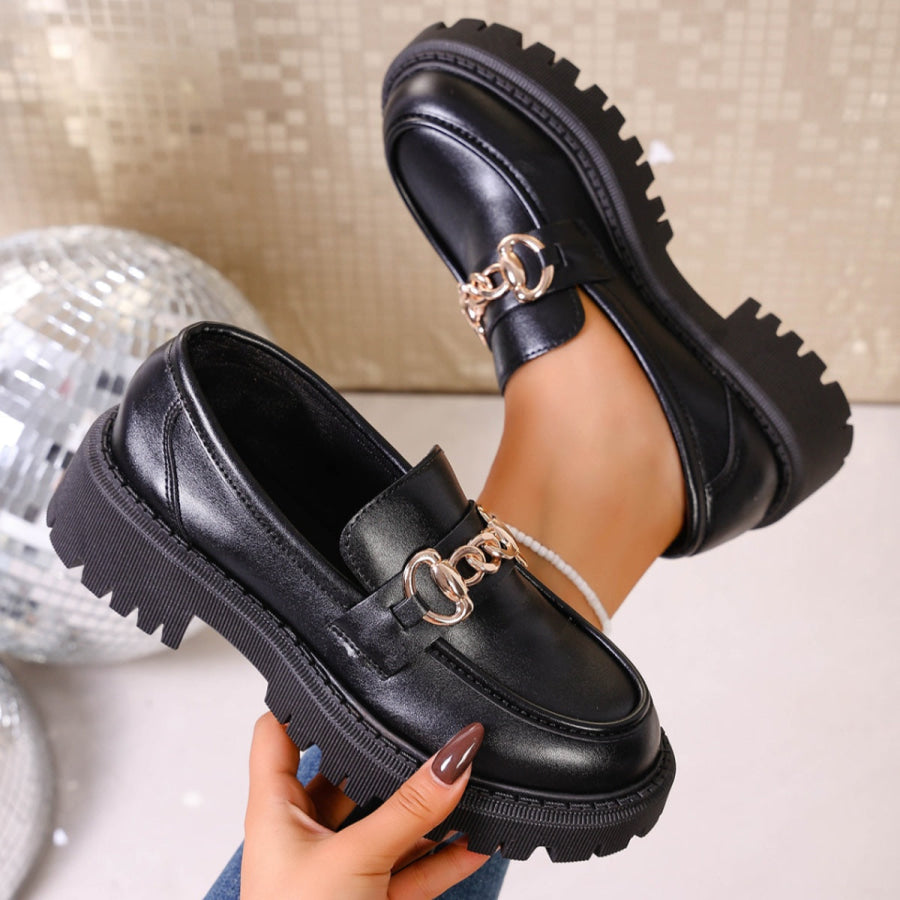 Chain Decor Round Toe Loafers Apparel and Accessories