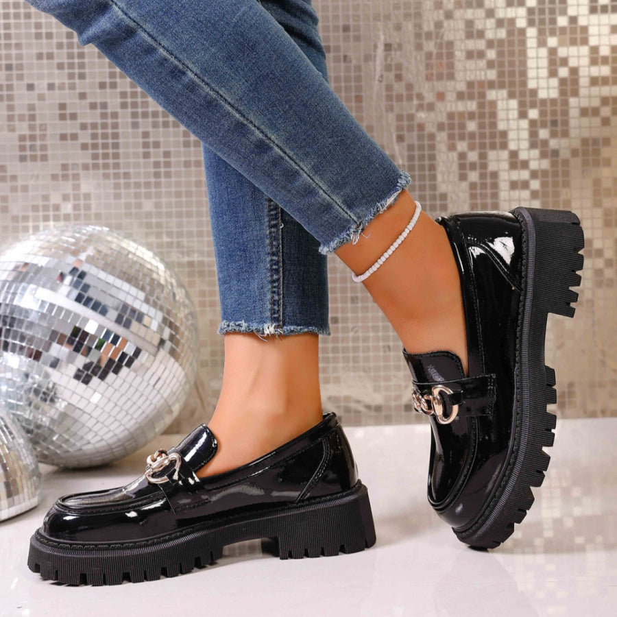 Chain Decor Round Toe Loafers Apparel and Accessories