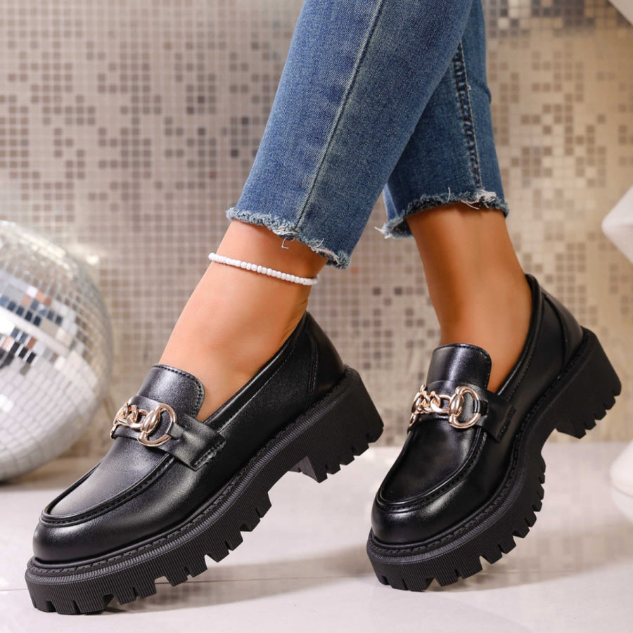 Chain Decor Round Toe Loafers Apparel and Accessories