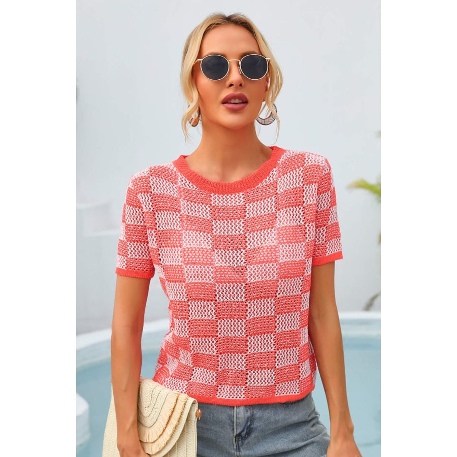 Checkered Short Sleeve Knit Top