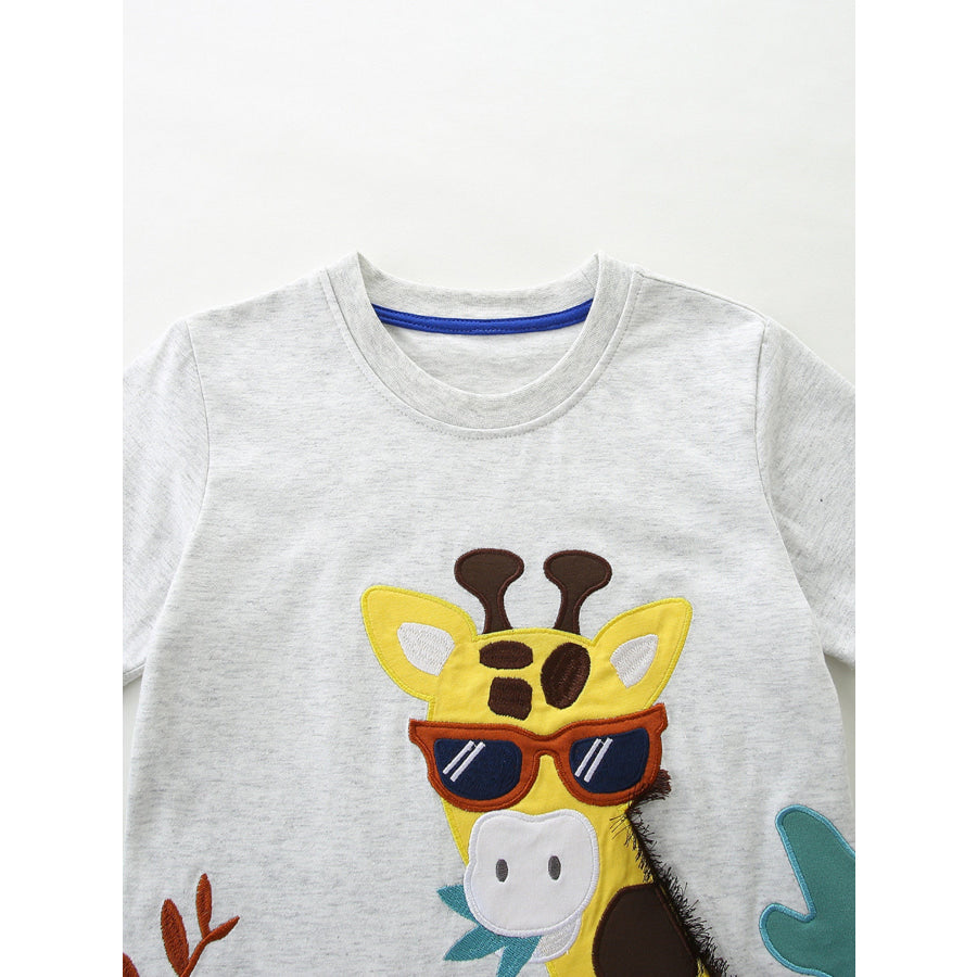 Children’s Giraffe Graphic Tee and Shorts Set Apparel and Accessories