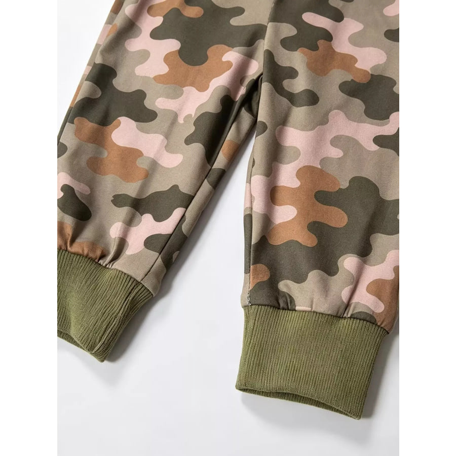 Children’s Hunting Theme Graphic Bodysuit and Camo Pants Set with Hat Apparel Accessories