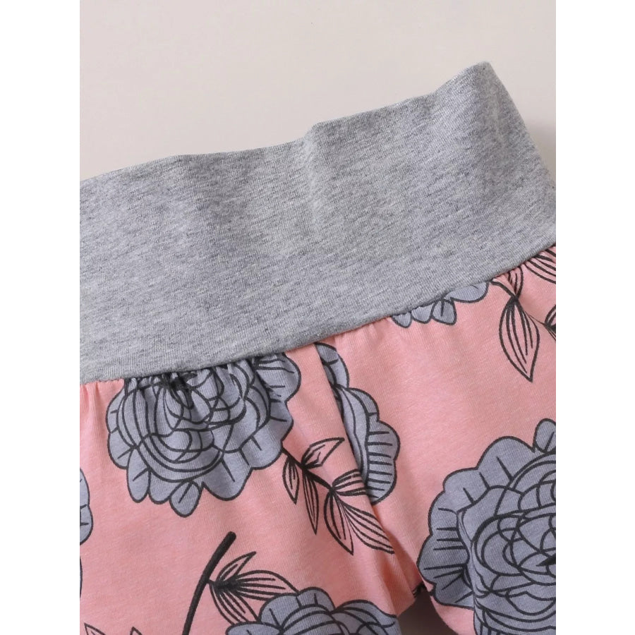 Children’s Letter Graphic Bodysuit and Floral Pants Set with Headband Hat Apparel Accessories