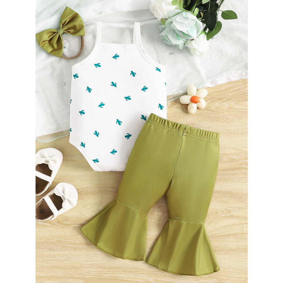 Children’s Printed Bodysuit & Flare Leg Pants & Headband 3-Piece Set Apparel and Accessories