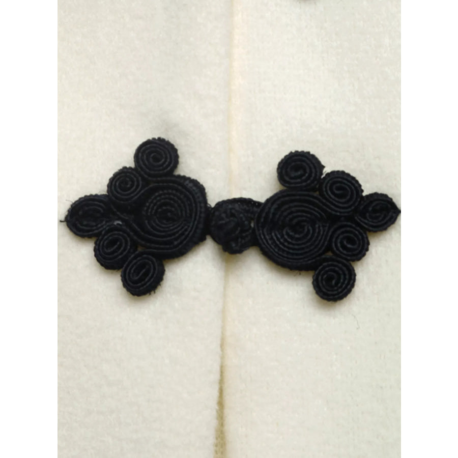 Chinese-Style Button Slit Sleeve Cape Apparel and Accessories