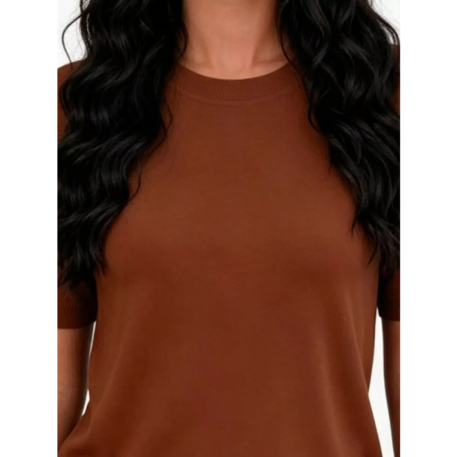 Classic Crew Neck Short Sleeve Knit Top Apparel and Accessories