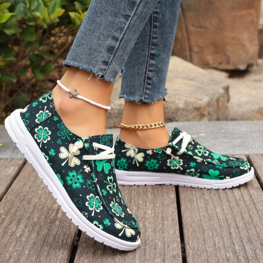 Clover Print Round Toe Sneakers Apparel and Accessories
