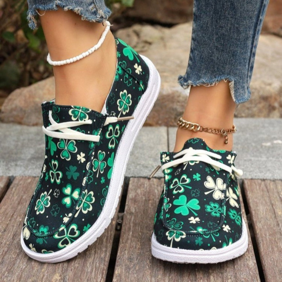 Clover Print Round Toe Sneakers Green / 36 Apparel and Accessories