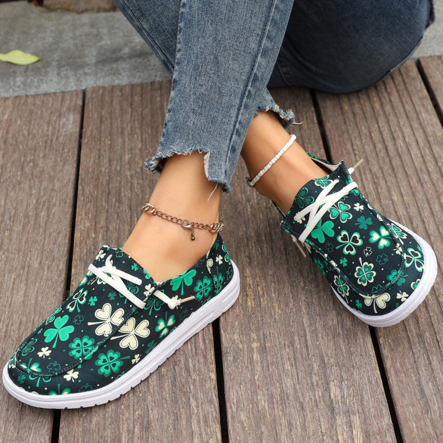 Clover Print Round Toe Sneakers Green / 36 Apparel and Accessories
