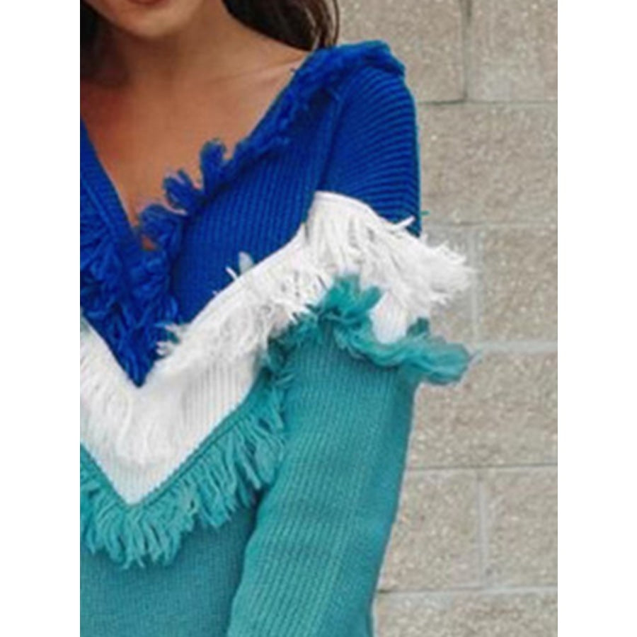 Color Block Fringed V-Neck Sweater