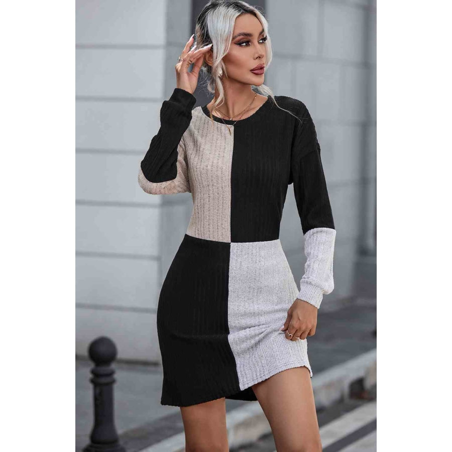 Color Block Round Neck Mini Dress