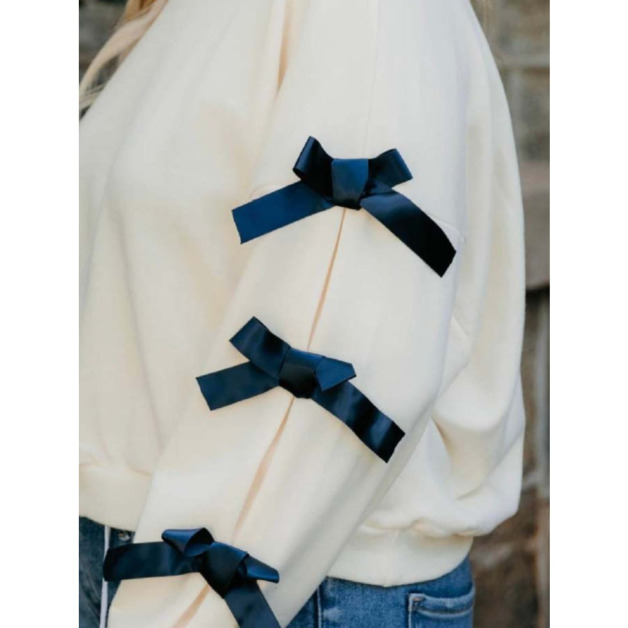 Contrast Bow Round Neck Long Sleeve Sweatshirt Apparel and Accessories