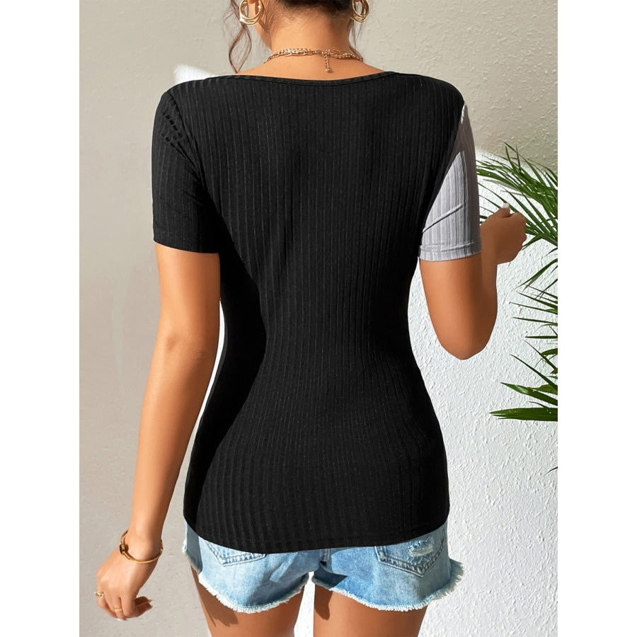 Contrast Cutout Short Sleeve T-Shirt