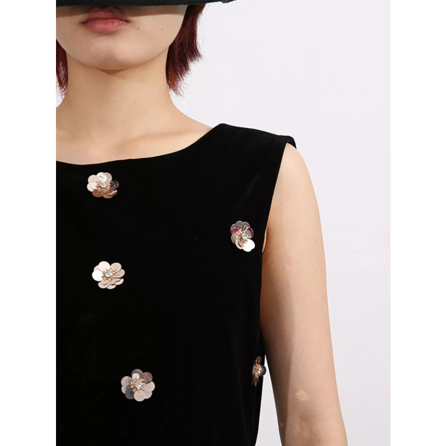 Contrast Flower Sleeveless Tulle Maxi Dress Apparel and Accessories