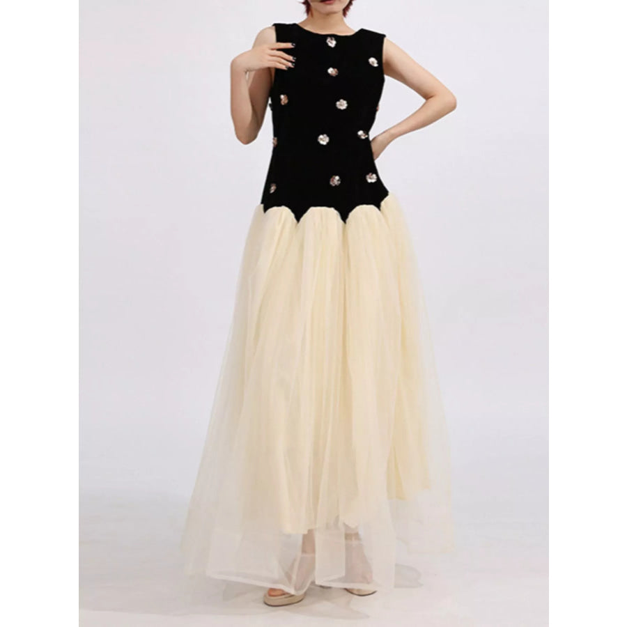 Contrast Flower Sleeveless Tulle Maxi Dress Apparel and Accessories