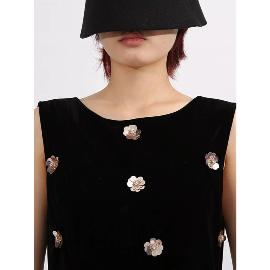 Contrast Flower Sleeveless Tulle Maxi Dress Apparel and Accessories