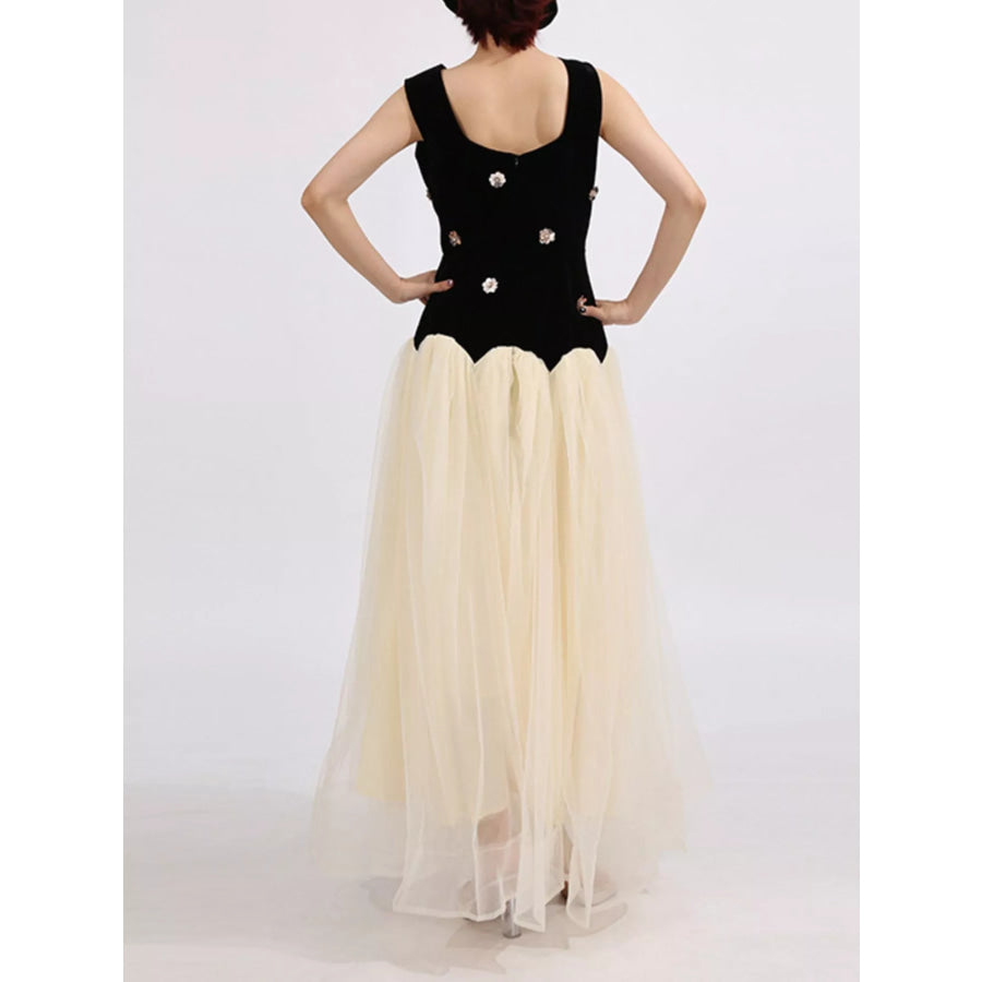 Contrast Flower Sleeveless Tulle Maxi Dress Apparel and Accessories