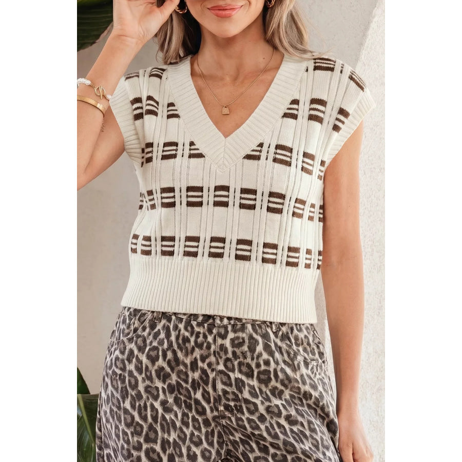 Contrast Geometric Textured Knit V Neck Cropped Sweater Vest Beige / S Apparel and Accessories