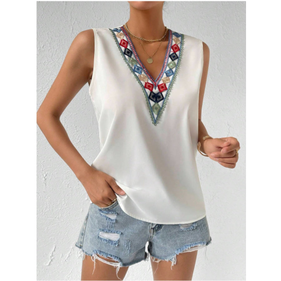 Contrast Geometric V - Neck Tank Apparel and Accessories