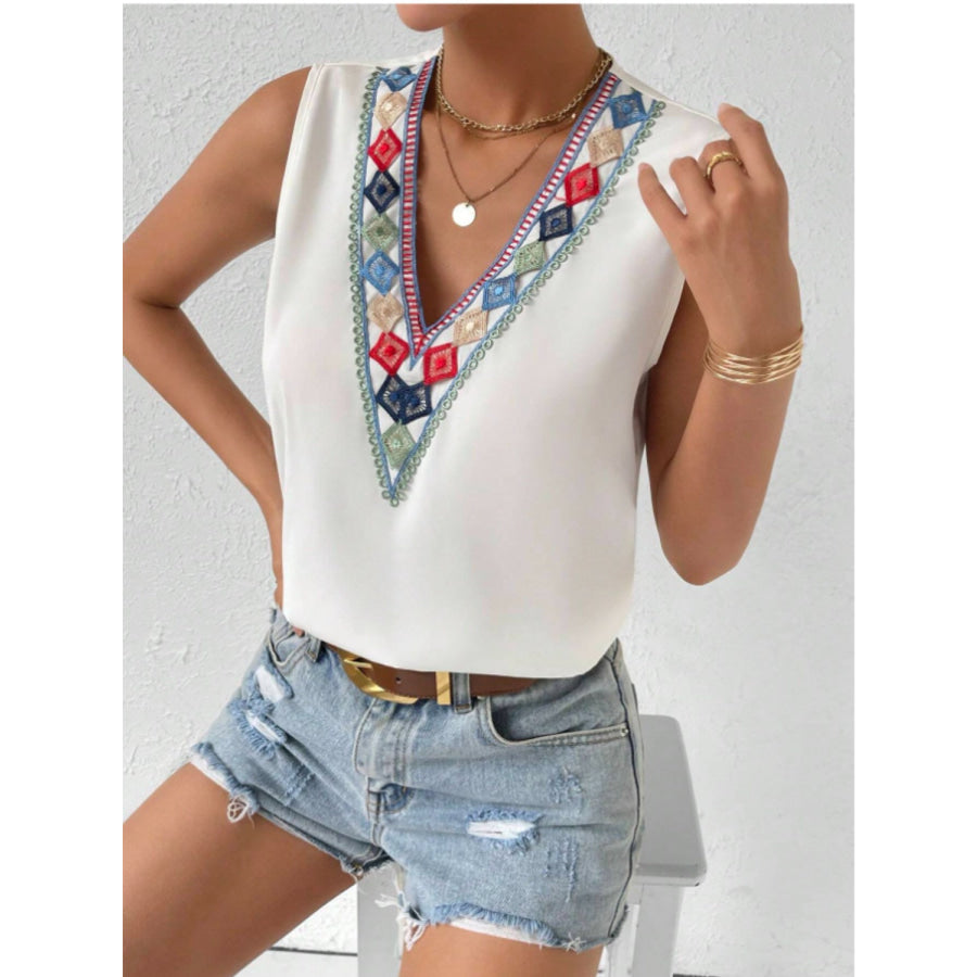 Contrast Geometric V - Neck Tank Apparel and Accessories