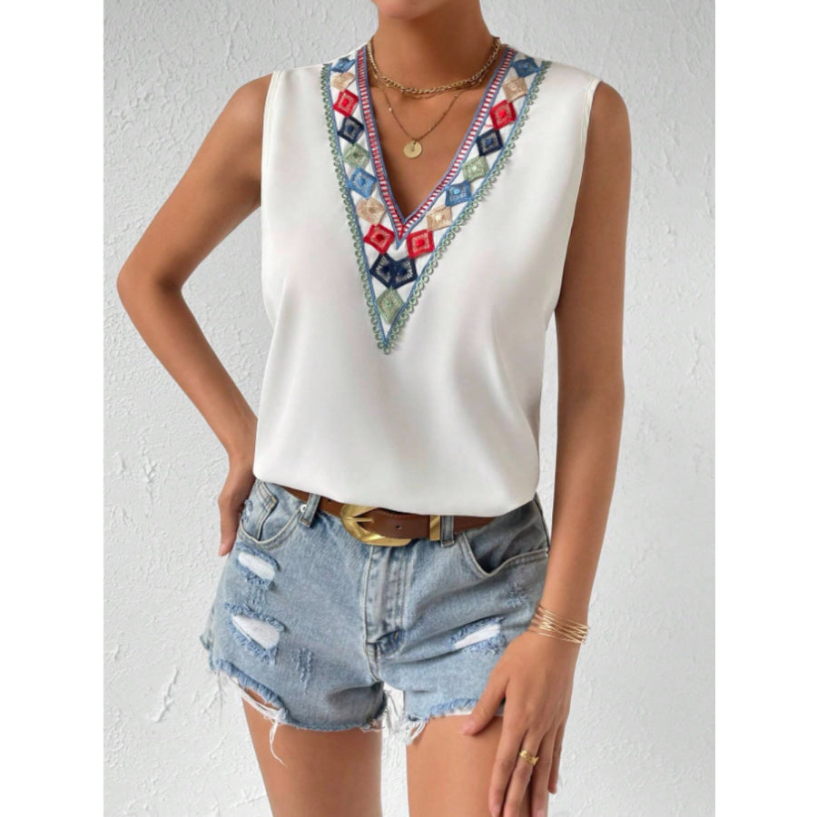 Contrast Geometric V - Neck Tank Apparel and Accessories