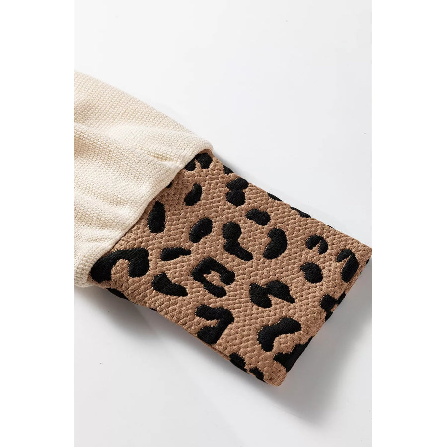 Contrast Leopard Star Patchwork Detail Raw Seam Baggy Sweatshirt Apparel and Accessories
