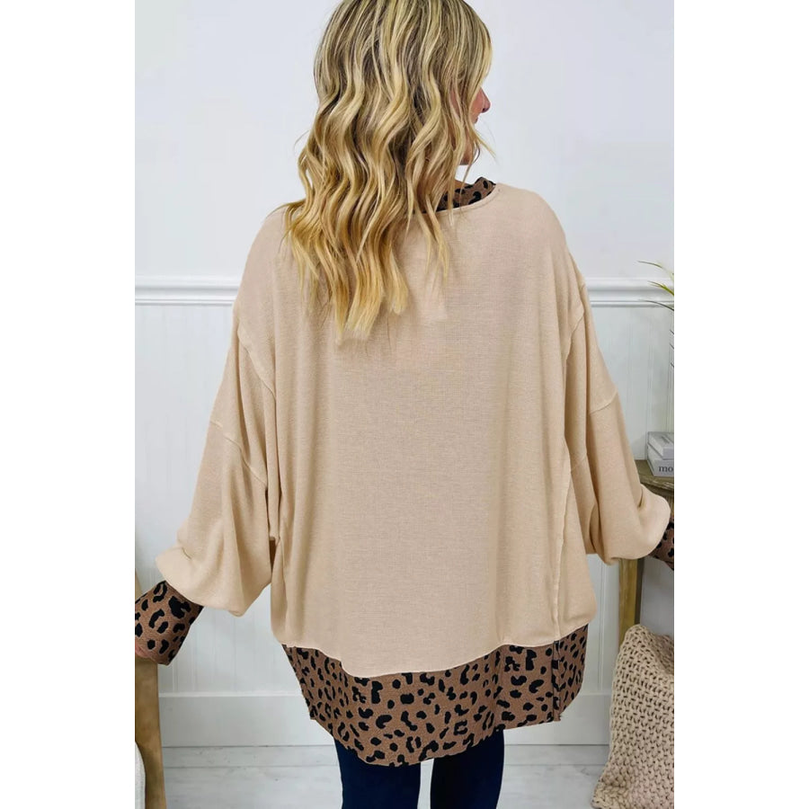 Contrast Leopard Star Patchwork Detail Raw Seam Baggy Sweatshirt Apparel and Accessories